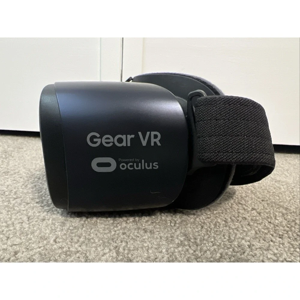 Samsung Gear VR 2016 SM-R323N Virtual Reality Headset Blue Black Untested